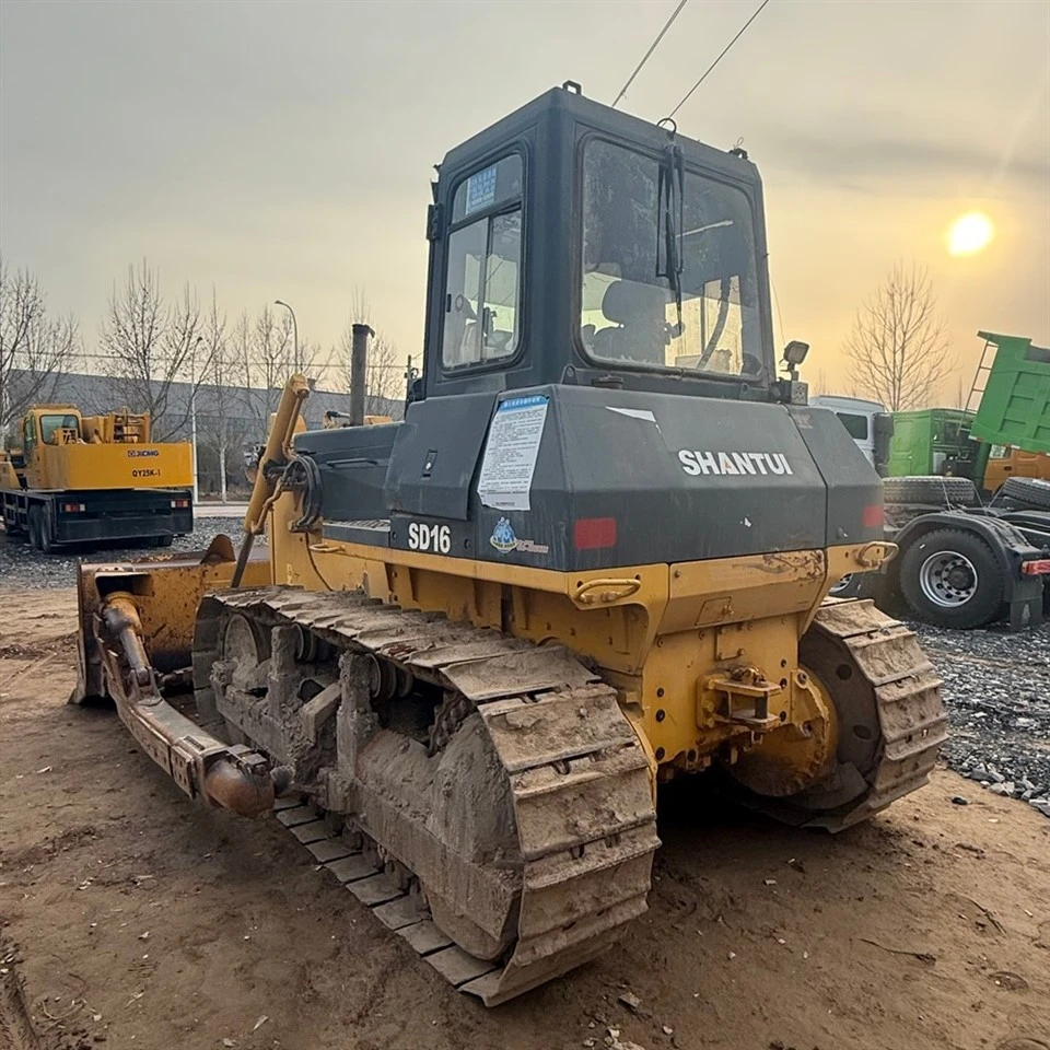 Tracked Bulldozer factory